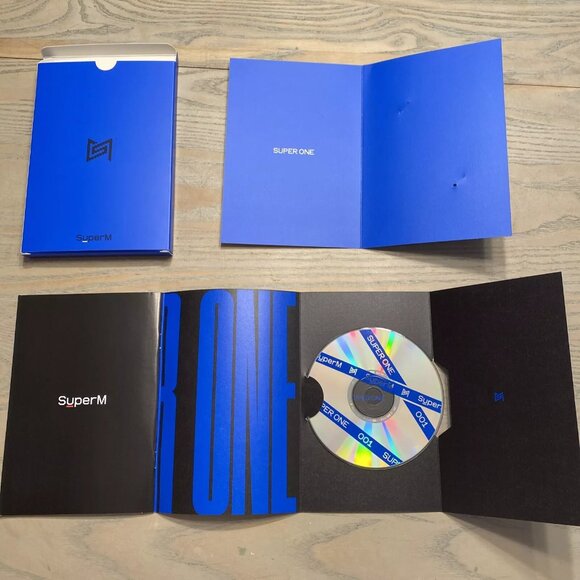 NEW SuperM The 1st Album 'Super One' [Unit B Version - LUCAS & BAEHKYUN & MARK] - Picture 11 of 15